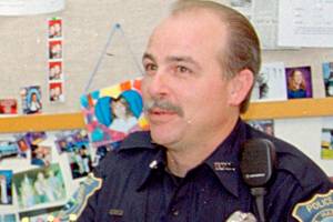 Former Oak Harbor police officer pleads to federal child porn charge