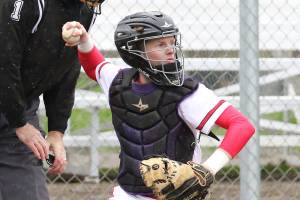Coupeville earns split over the weekend / Baseball