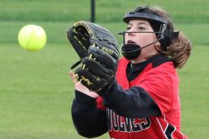 Spring prep preview / Coupeville softball