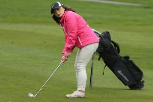 Oak Harbor begins season in Whidbey Shootout / Girls golf