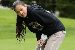 Spring prep preview / Oak Harbor girls golf