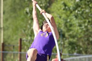 Spring sports preview / Oak Harbor boys track