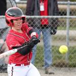 Lauren Rose attacks a pitch. (Photo by John Fisken)