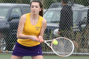 Doubles teams help lift Wildcats to win / Tennis