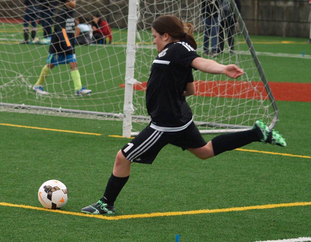 NWSC holds tryouts / Youth soccer