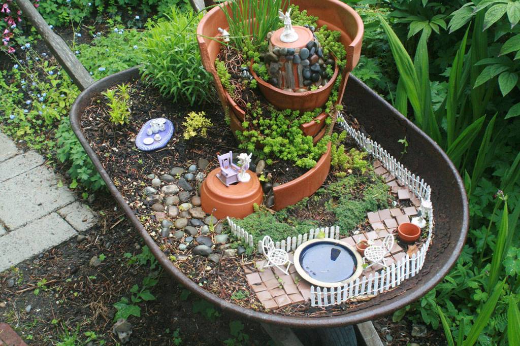 This miniature &ldquo;fairy garden&rdquo; amuses the Nuckols&rsquo; grandchildren. Photo by Daniel Warn/Whidbey News-Times.