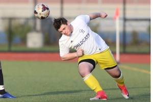 Oak Harbor shocks Hawks but falls short of playoffs / Soccer