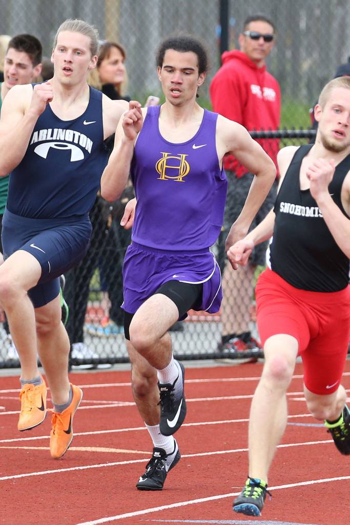 Miguel Guzman qualifies for the 400-meter finals with this effort in the prelims. (Photo by John Fisken)