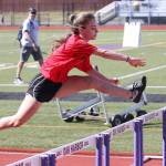Wildcat United eighth-grade boys capture title / Middle school track