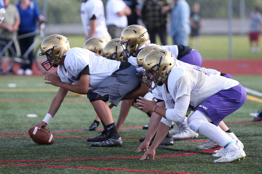 Oak Harbor finishes spring camp with scrimmage / Football