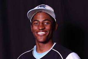 Stewart wins national award / Baseball