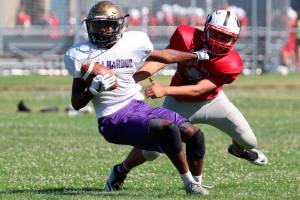 Oak Harbor begins team camp / Football