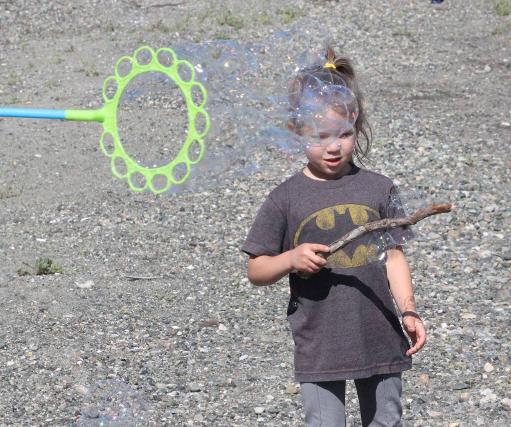 Hydros roar across bay / Photos