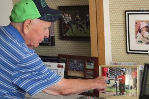 NFL has Super Bowl; Oak Harbor has super fan