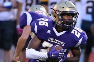 Fall prep preview / Oak Harbor football