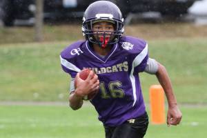 Oak Harbor returns to the field / Youth football