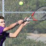 Oak Harbor opens Wesco play with win / Tennis