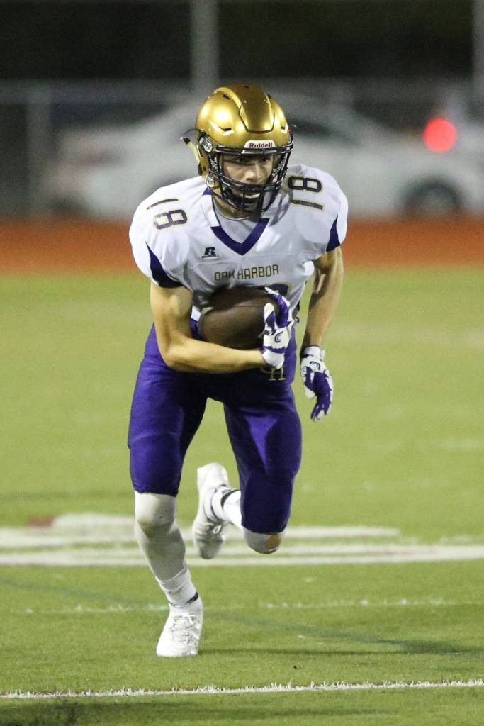 Will Danielson heads up field after making a reception. (Photo by John Fisken)