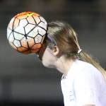 Wildcats fall 2-1 to unbeaten Everett / Soccer
