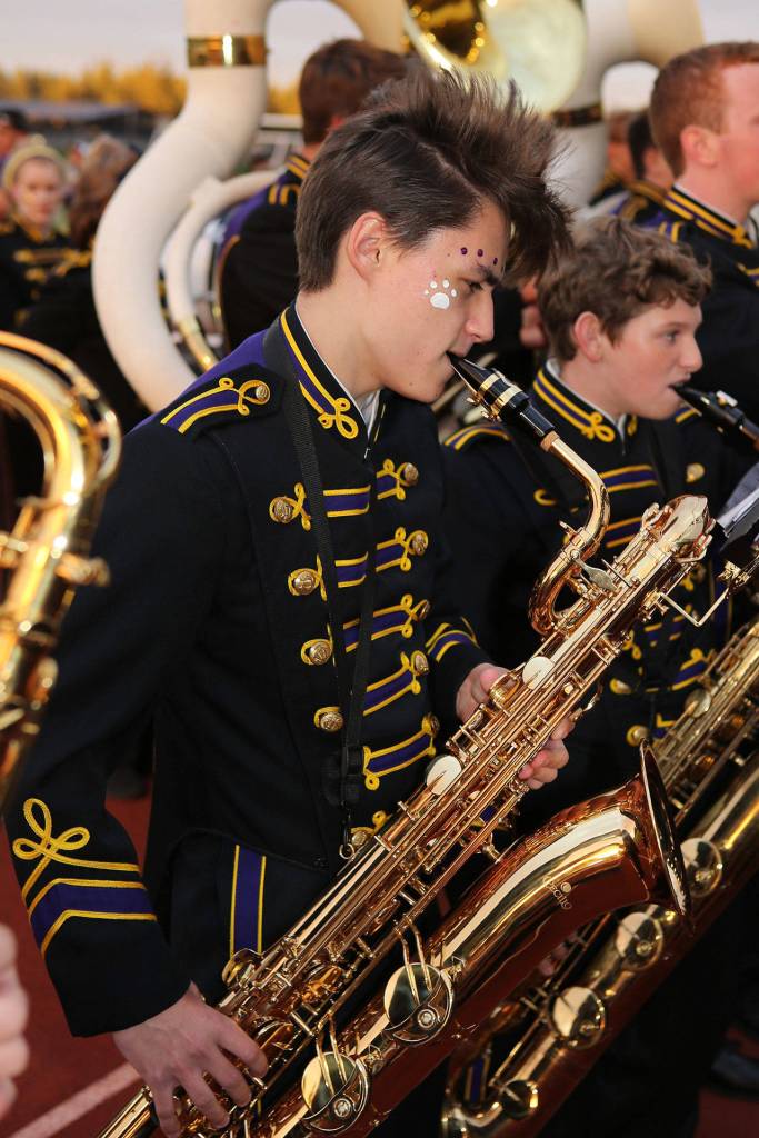 Game-day experience / Football fan photos