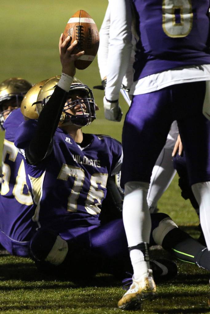 Wildcats silence Seattle Prep; Bellevue next / Football