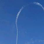 Growler pilot draws graffiti in the sky