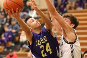 Winter prep preview / Oak Harbor boys basketball