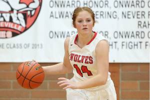 First-half problems plague Wolves in district loss / Girls basketball