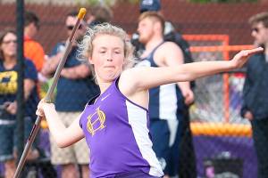 Prep preview / Oak Harbor girls track