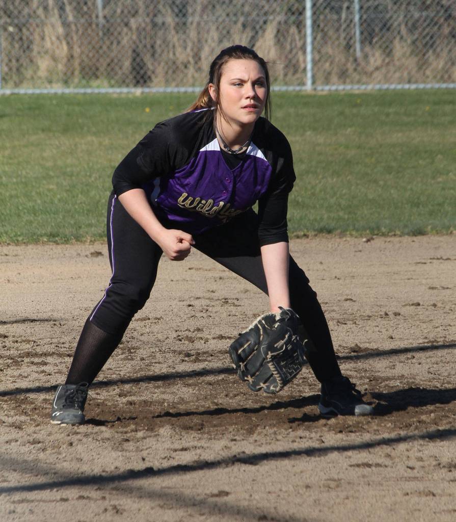 Third baseman Samantha Payne gets ready for a play against Everett.(Photo by Jim Waller/Whidbey News-Times)