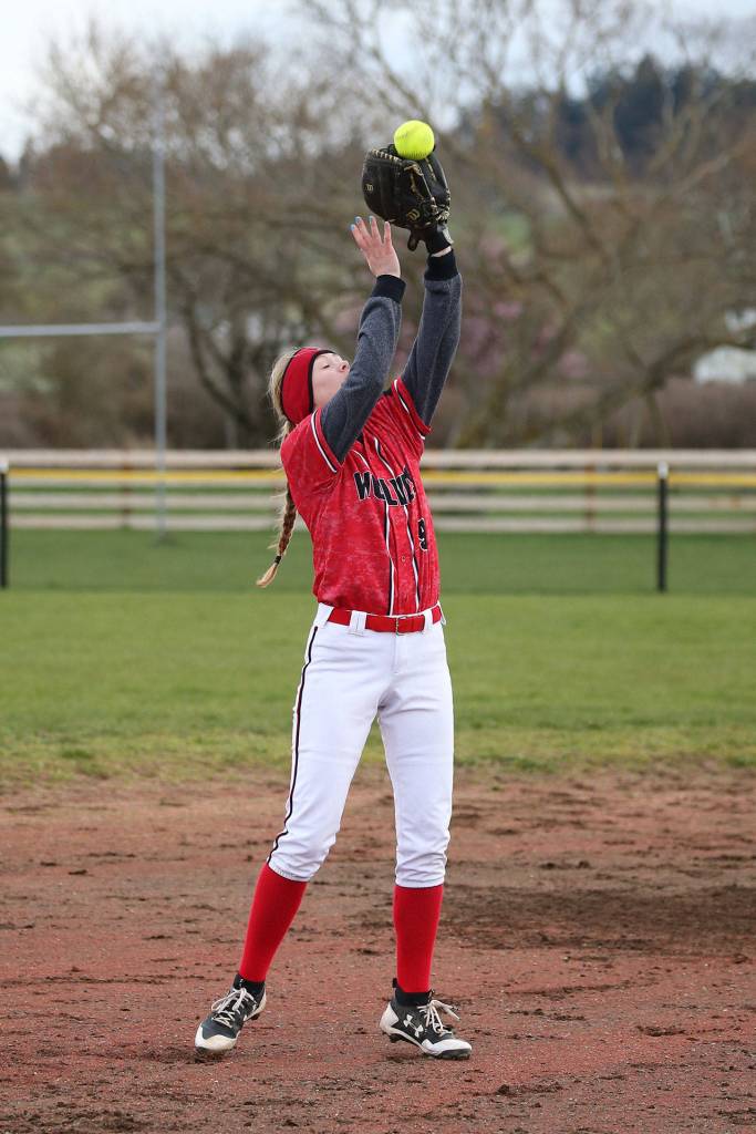 Chelsea Prescott catches a pop-up against North Mason.(Photo by John Fisken)