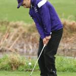 Haven Brown chips onto the green in Mondays Wesco North match.(Photo by John Fisken)