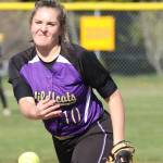 Warriors trip up Oak Harbor / Softball