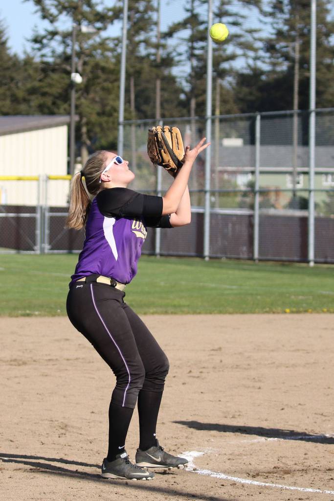 Rylee Joseph settles under a pop-up.(Photo by John Fisken)