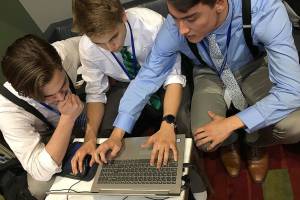 3 guys, 5 seconds and $6,000