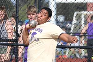 Oak Harbor stops Stanwood / Track