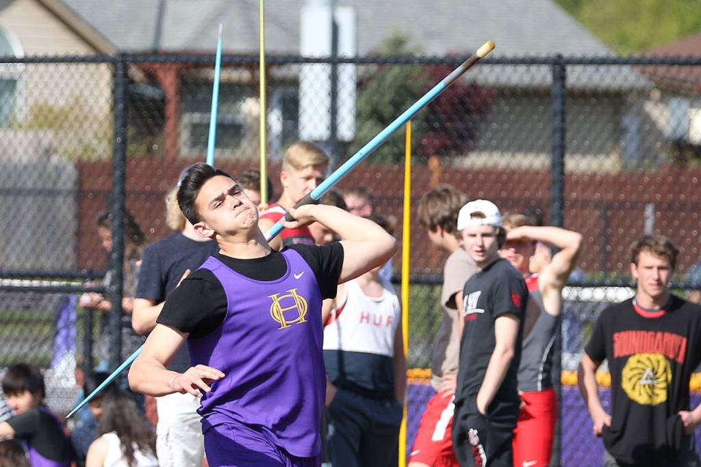 Michael Gomez places fifth in the javelin.(Photo by John Fisken)