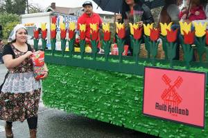 April showers don’t dampen Holland Happening spirit