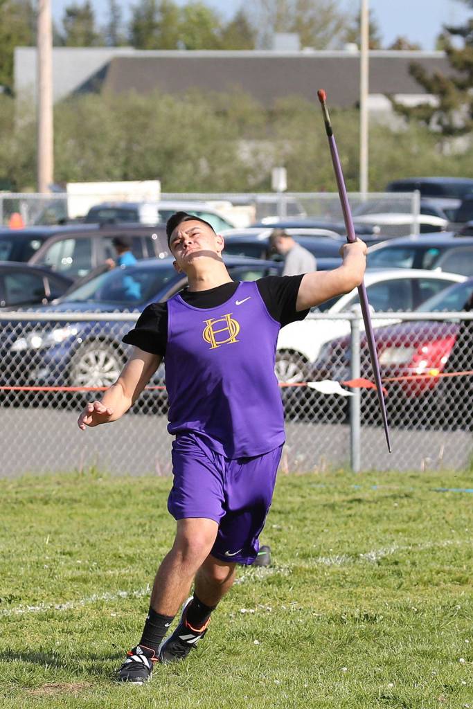 Michael Gomez lets the javelin fly in the Twilight Invitational.(Photo by John Fisken)