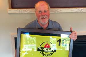 Geffe snares WGC’s men’s championship / Golf
