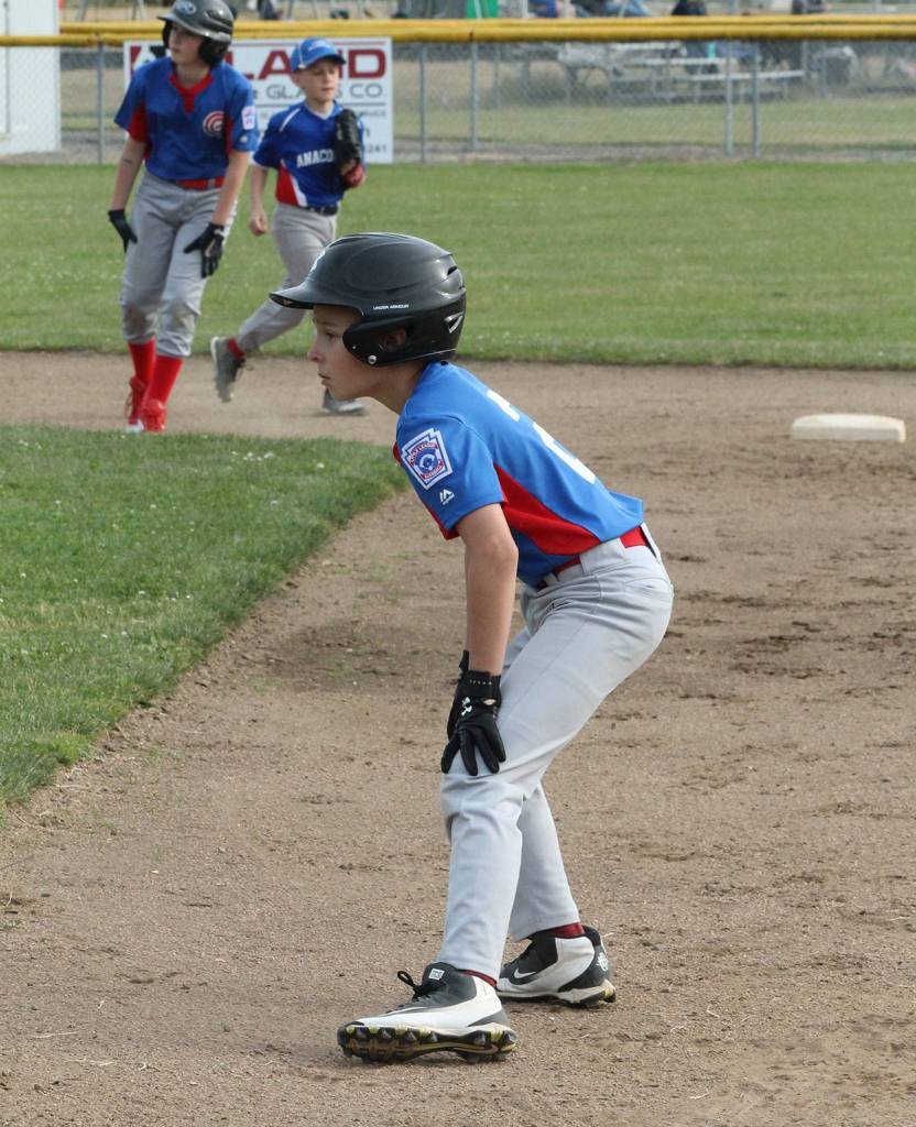 Anders Spencer leads off after reaching first on a walk. (Photo by Jim Waller/Whidbey News-Times)