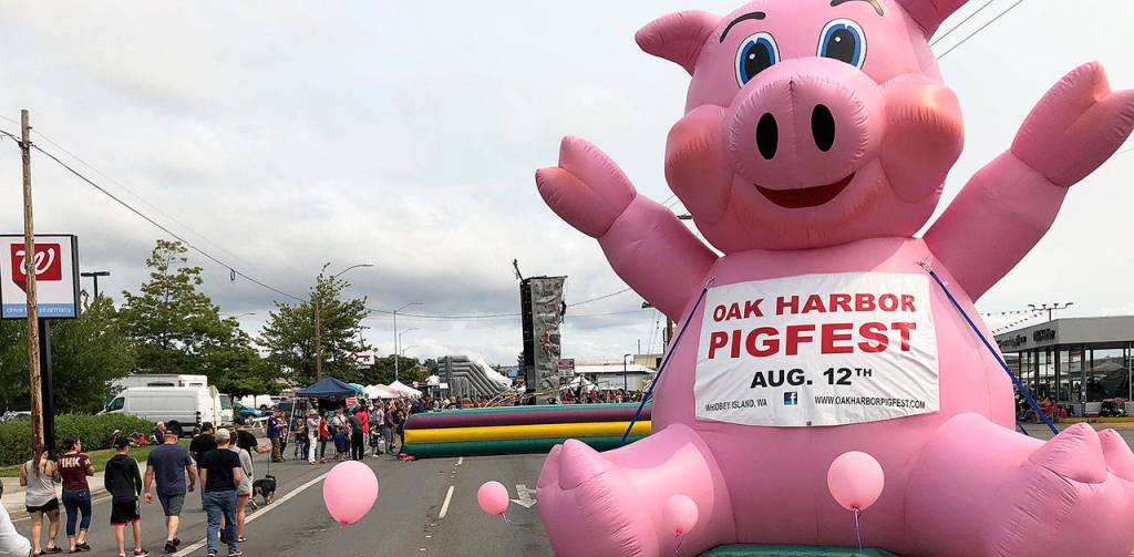 Pink was the color of the day of Oak Harbors 11th annual Pig Fest on Sunday, Aug. 12. Photo by Emily Gilbert/Whidbey News-Times