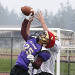 Prep preview / Oak Harbor football