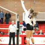 Coupevilles Emma Smith tips against Anacortes. (Photo by John Fisken)