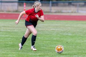 Wolves wallop Turks / Soccer