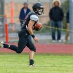 Wolverines shut down Coupeville / Football