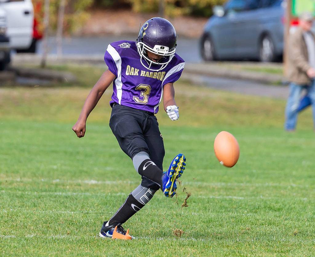 Photos: Young Wildcats compete on the gridiron / Youth football