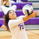 Ceirra Dean passes in Thursdays match. (John Fisken photo)
