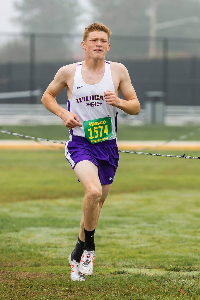 Dallas Riddle-Stevens finishes first for the Oak Harbor boys and 46th overall Saturday.(Photo by John Fisken)