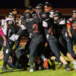 Tigers tame Wolves in season finale / Football